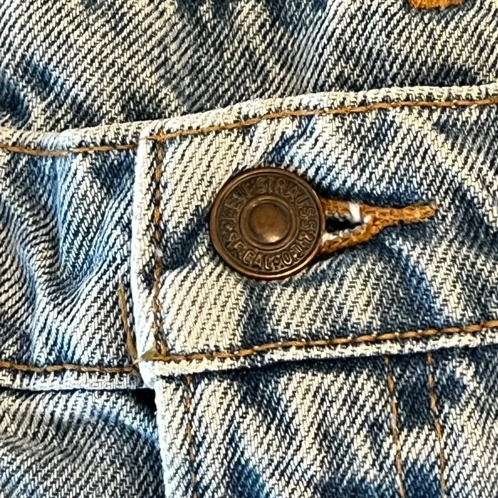 Levis product pair
